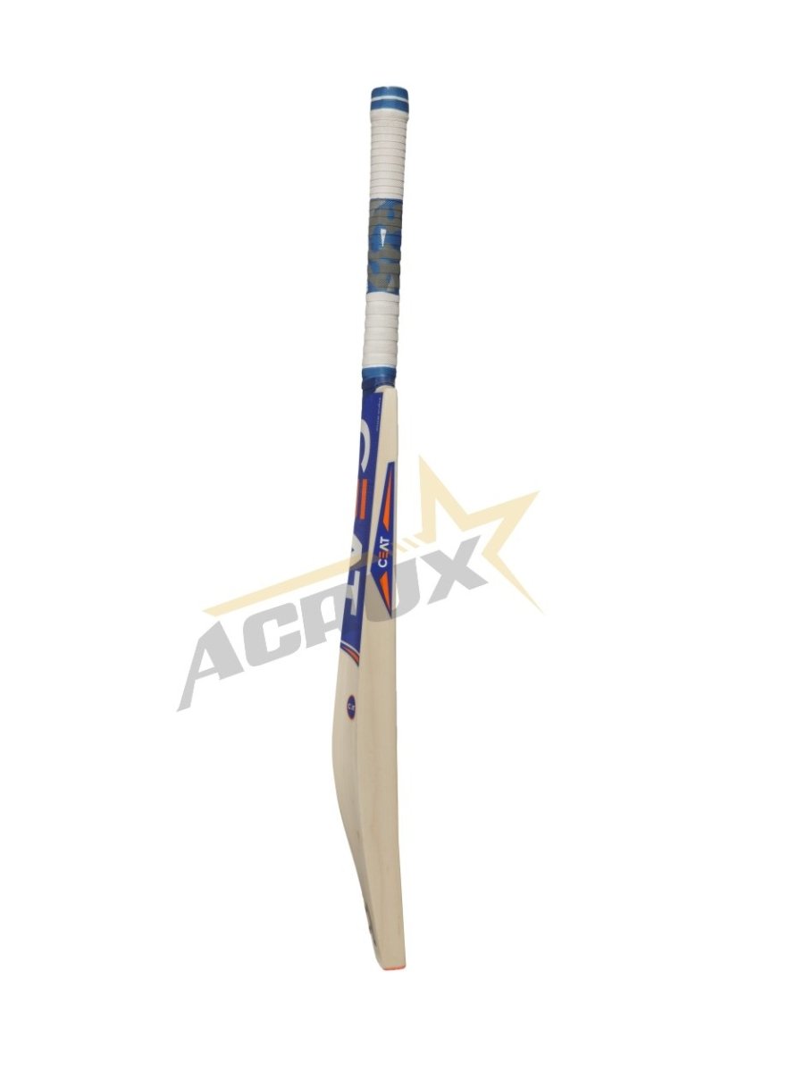 CEAT Hitman Junior English Willow Cricket Bat.