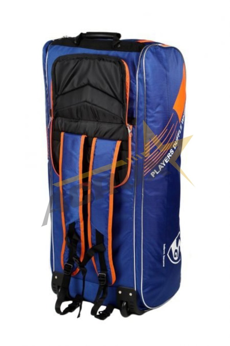 SG Players Cricket Duffle Wheelie Kit Bag.