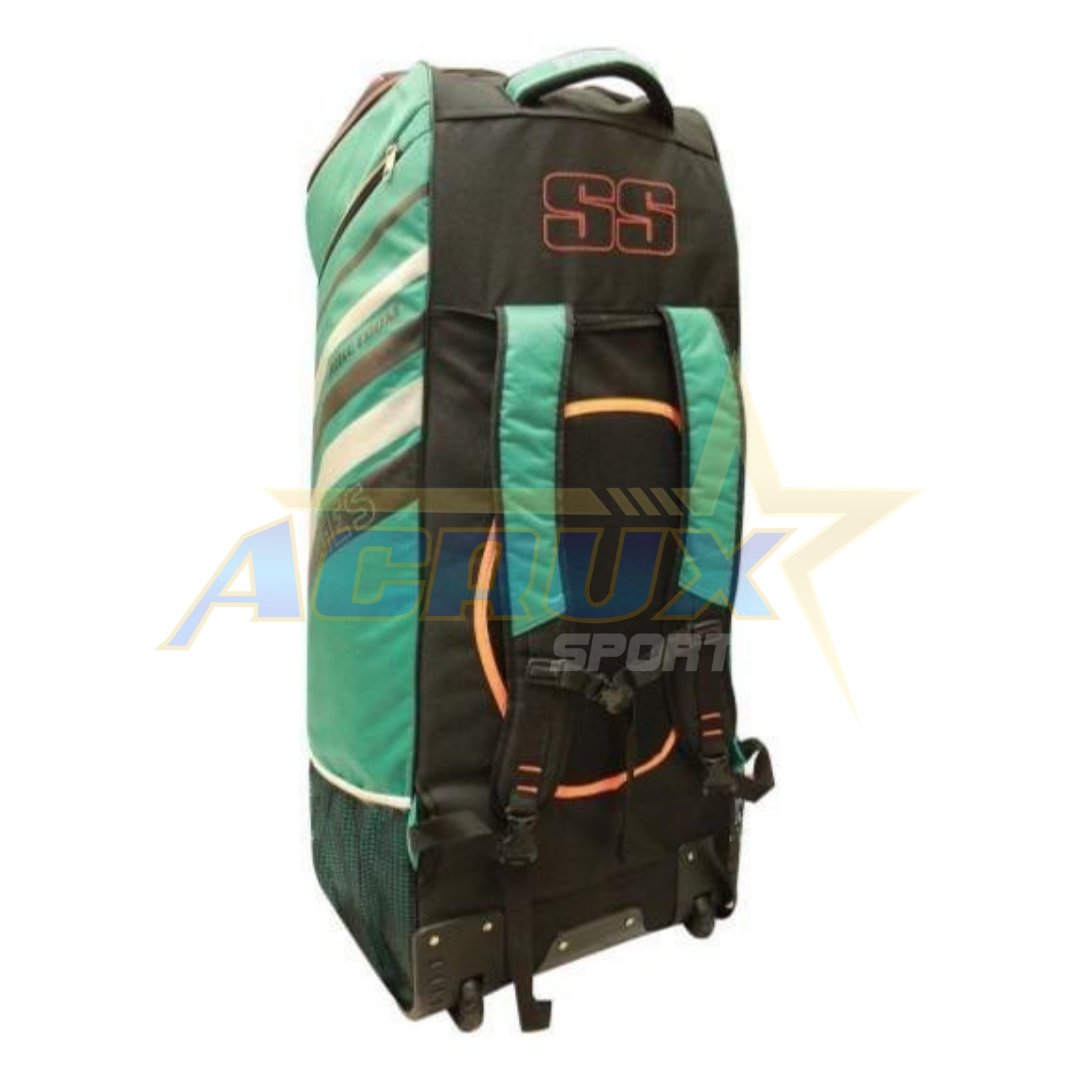 SS Master 7000 Cricket Kit Bag.