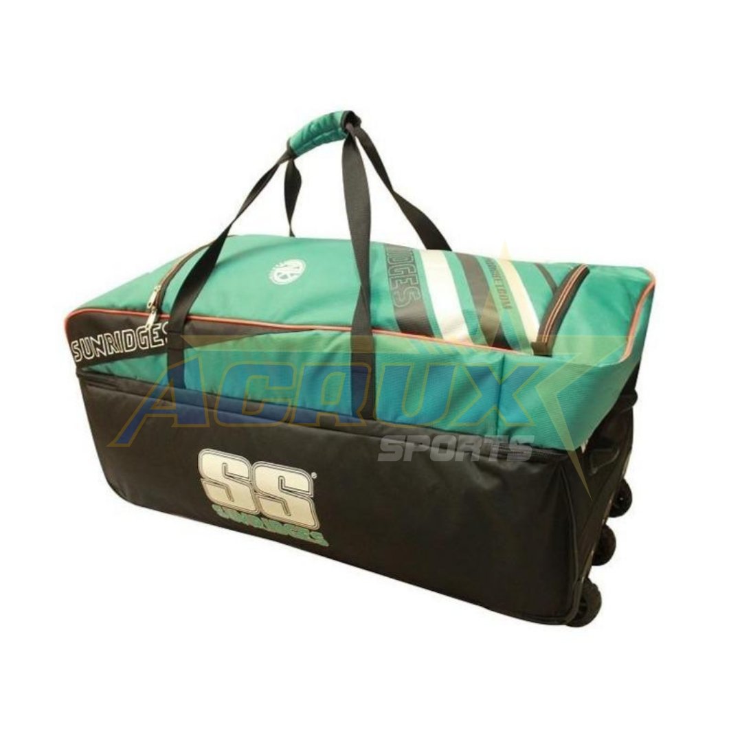 SS Master 9000 Cricket Kit Bag.